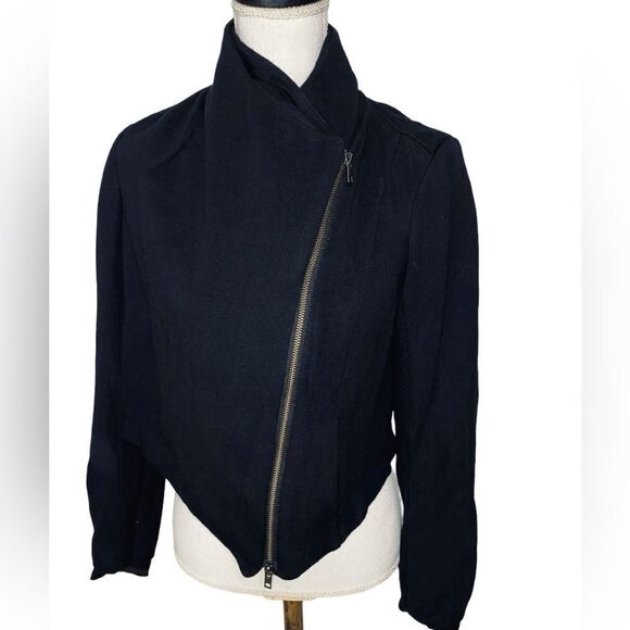 Vince Wm’s Sz Med Black Knit Long Sleeve Asymmetrical Zip Mock Neck Jacket - Picture 1 of 7